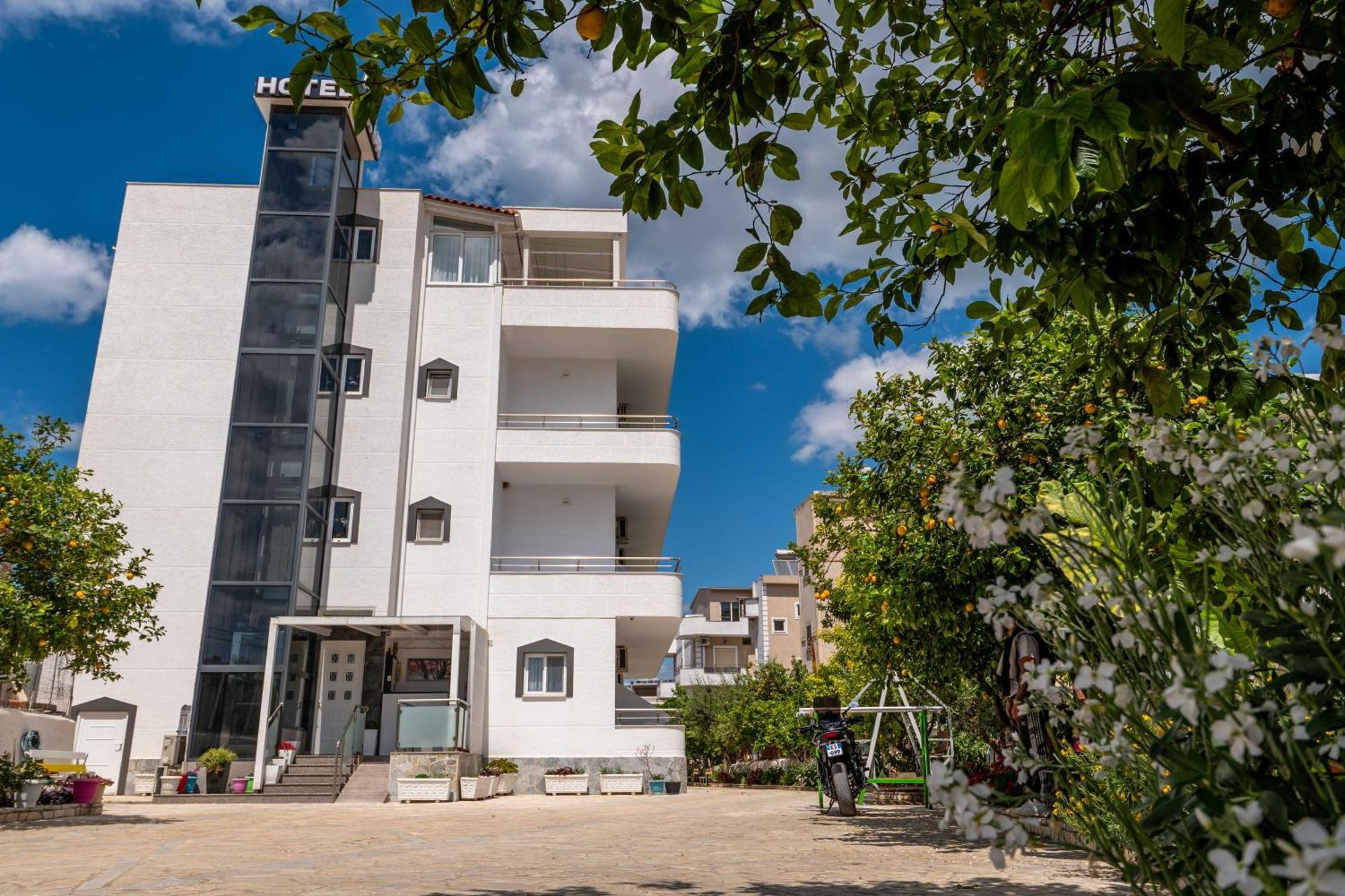 Hotel Artur2 Ksamil Kültér fotó