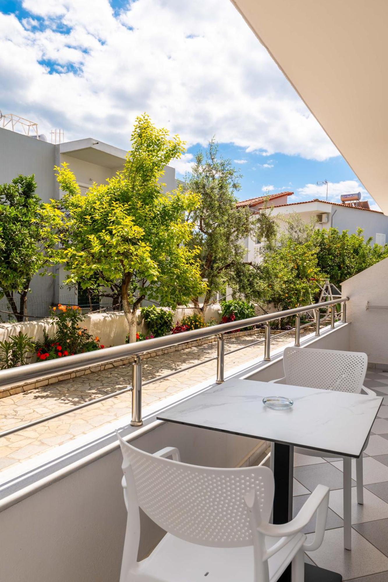 Hotel Artur2 Ksamil Kültér fotó
